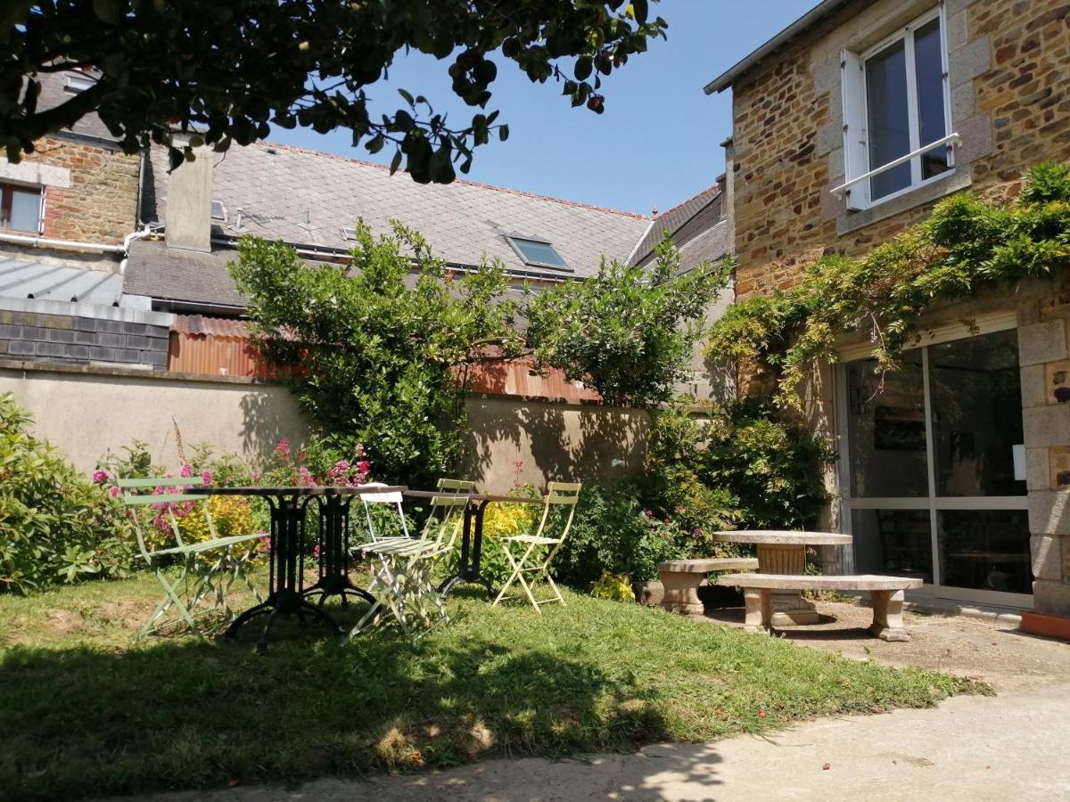 Hortense Guilliers Extérieur photo
